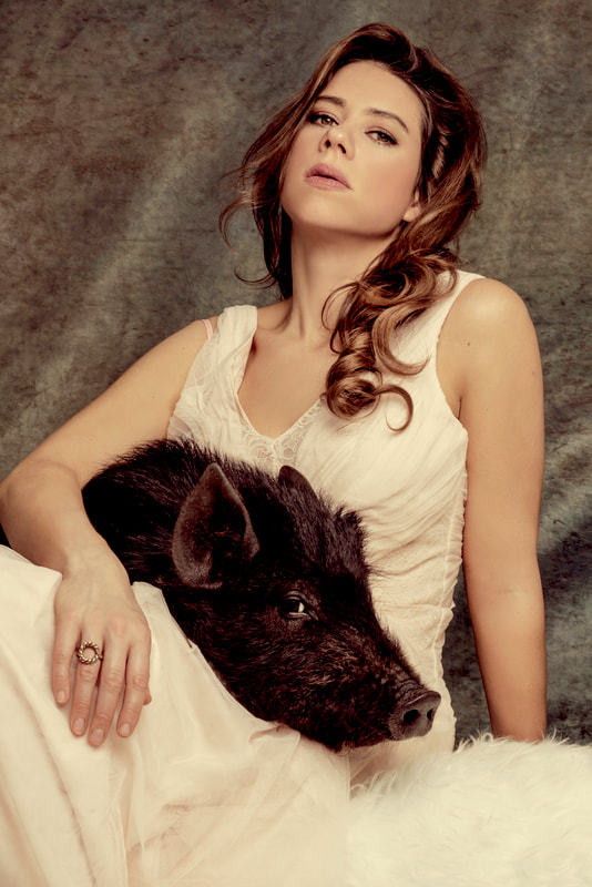 Lou Sanders — photo 3